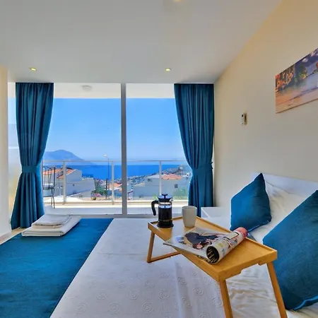 4 Bedroom 6630 Villa *