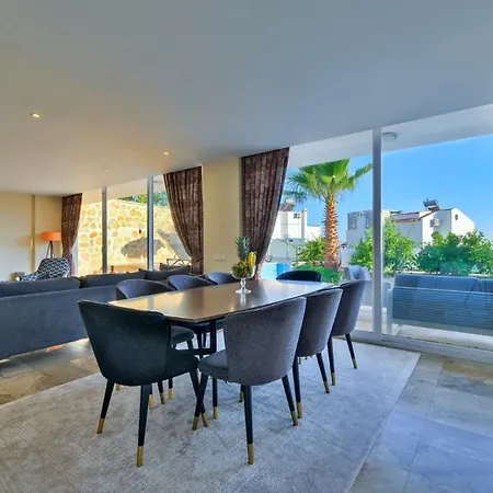 Villa 4 Bedroom 6630 Kalkan