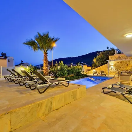4 Bedroom 6630 Kalkan