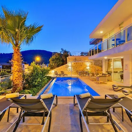4 Bedroom 6630 * Kalkan