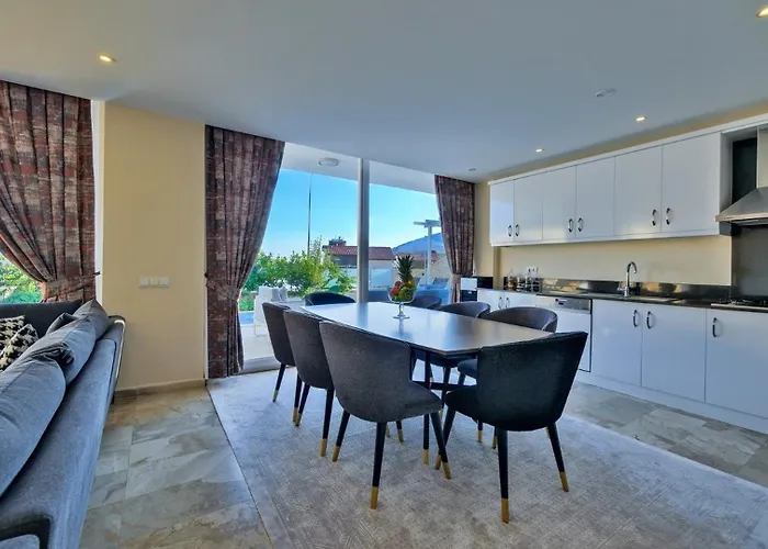 4 Bedroom Καλκάν