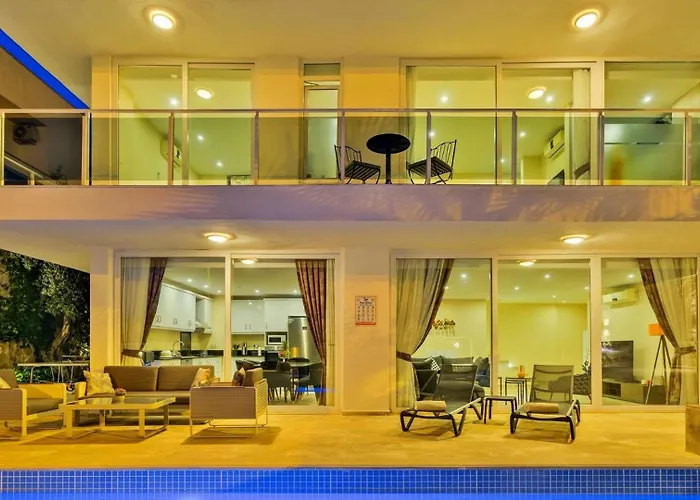 Βίλα 4 Bedroom Καλκάν