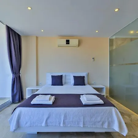 4 Bedroom Villa Kalkan